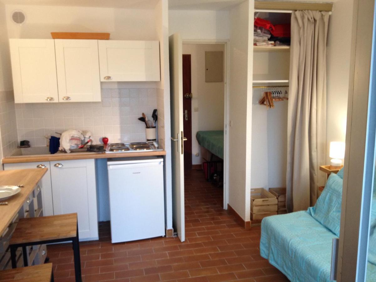 Au calme dans hameau fleuri joli Studio 3 pers piscine parking wi-fi Vence Bagian luar foto