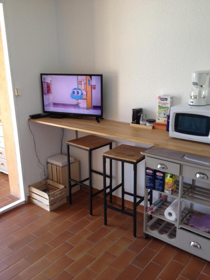Au calme dans hameau fleuri joli Studio 3 pers piscine parking wi-fi Vence Bagian luar foto