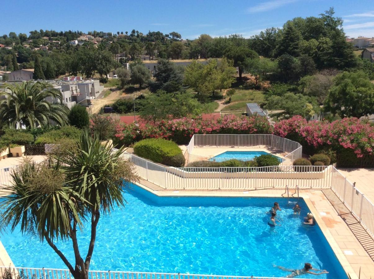 Au calme dans hameau fleuri joli Studio 3 pers piscine parking wi-fi Vence Bagian luar foto